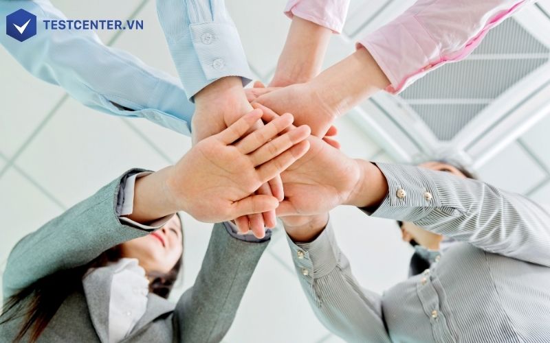 Bonding là sự kết nối sâu sắc giữa mọi người trong team