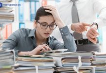 Micromanagement là gì? Dấu hiệu của Micromanagement Hiểu Micromanage là gì giúp nhà quản lý áp dụng mô hình này hiệu quả