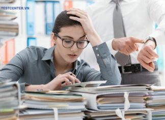 Hiểu Micromanage là gì giúp nhà quản lý áp dụng mô hình này hiệu quả